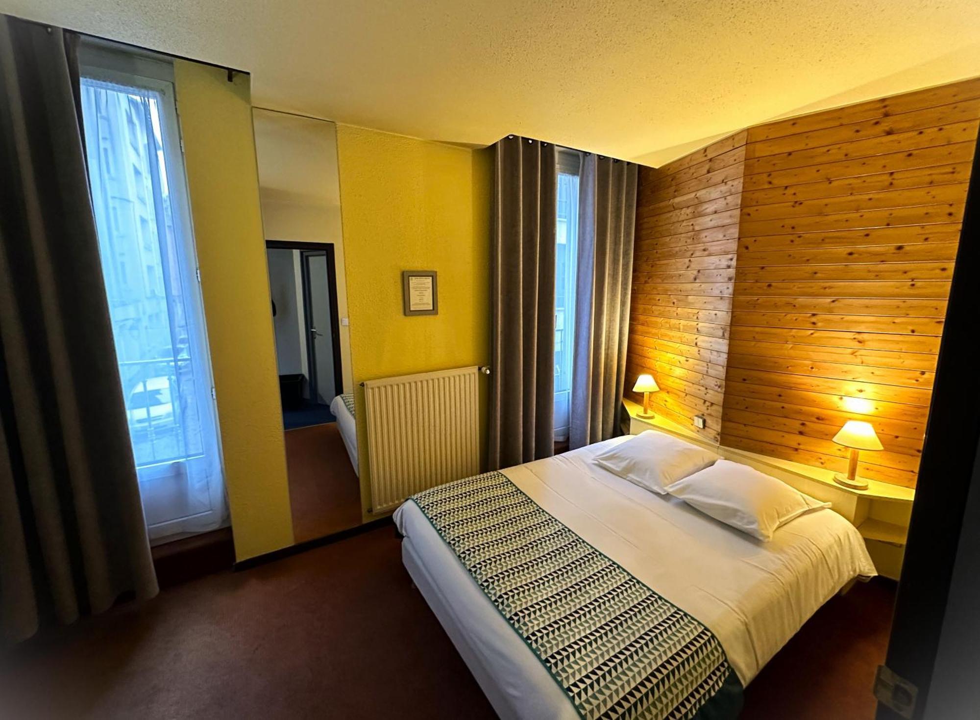 Dyke Hotel Le Puy-en-Velay Zewnętrze zdjęcie